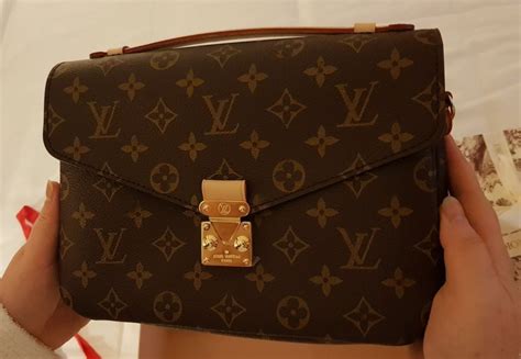 como saber si cartera louis vuitton es original|lv bags for women.